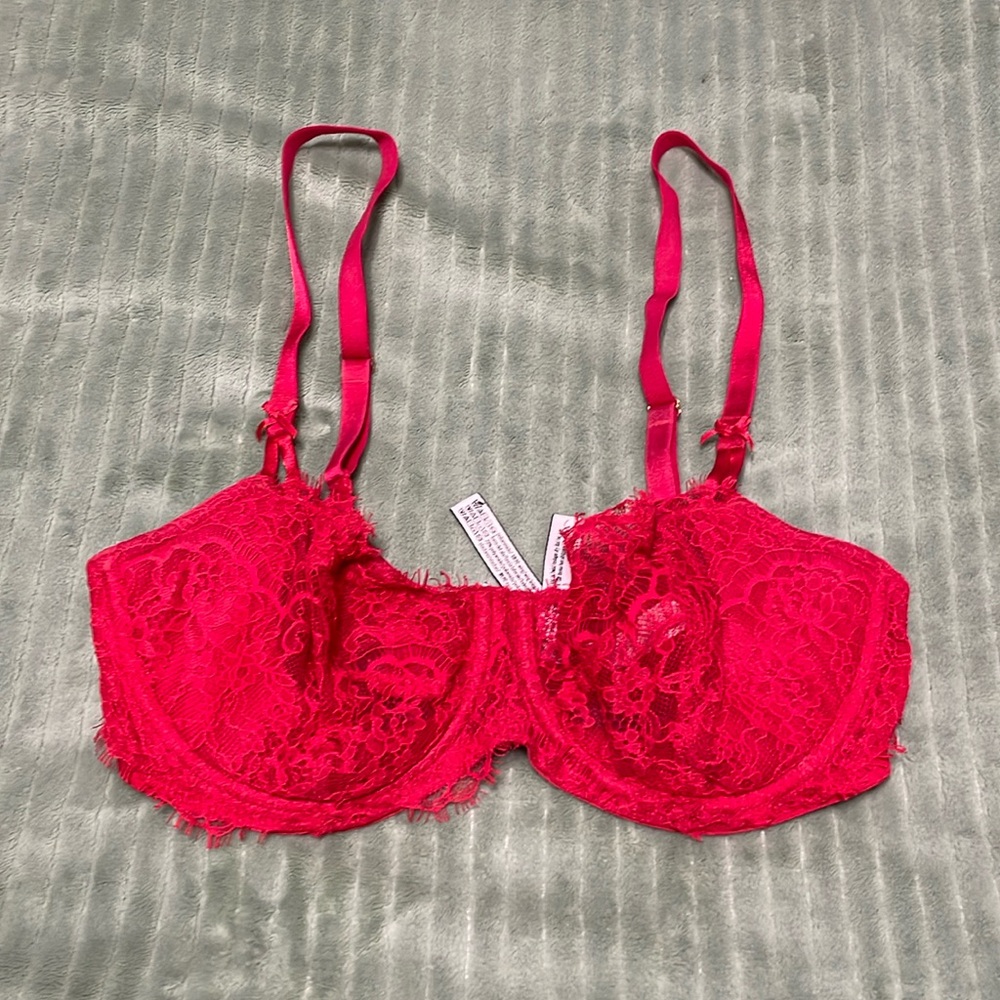 Victoria Secret underwire angels bra